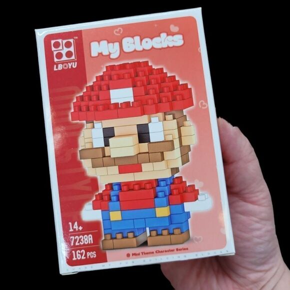 Brand New Nintendo Super Mario Bricks Lego Figure - Picture 1 of 5